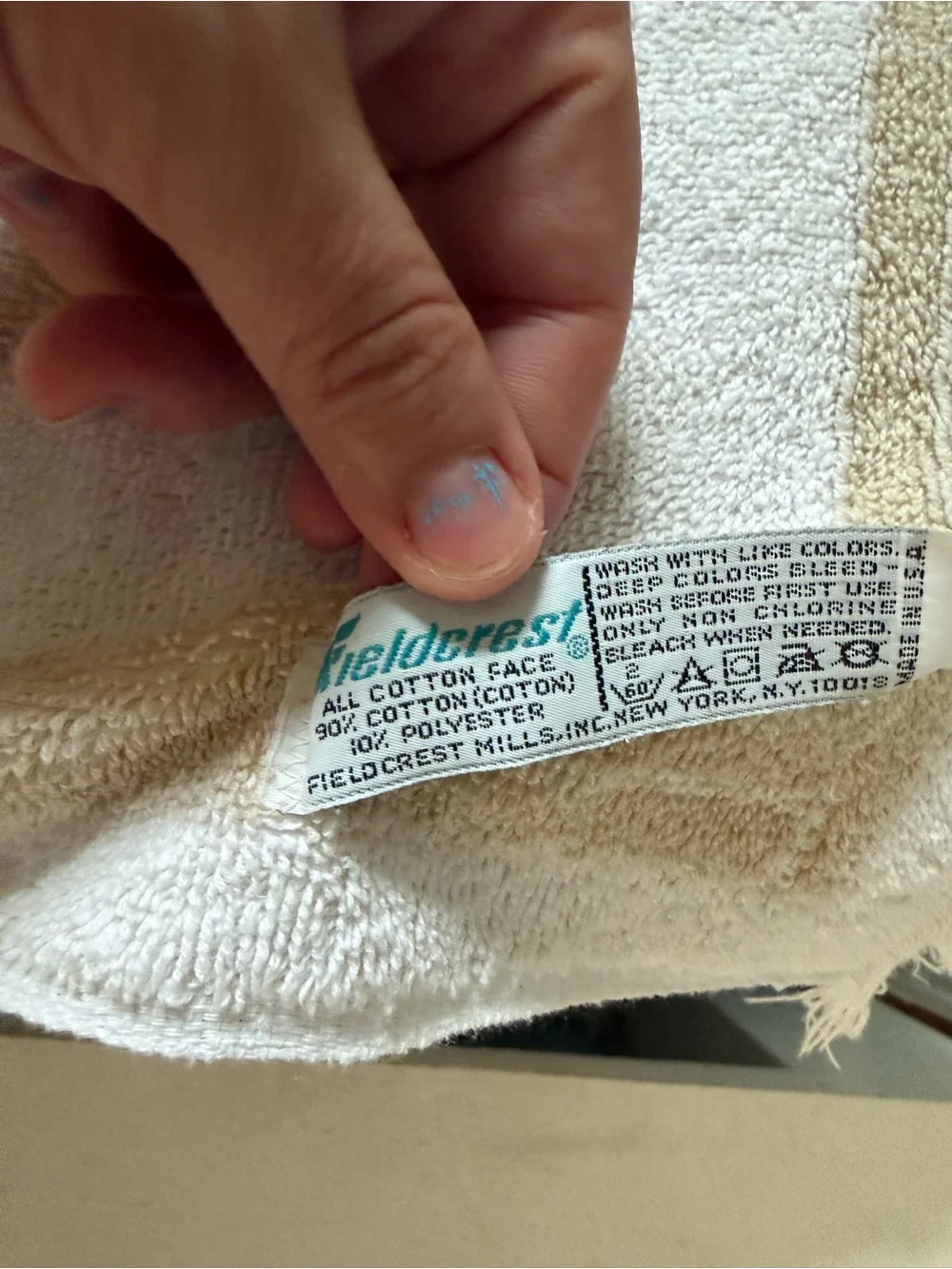 Fieldcrest Floral Border Bath Towel - Cream and Tan